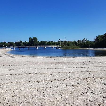 Neu! Ferienhaus Sonnenschein Am Badesee Aurich Esterno foto